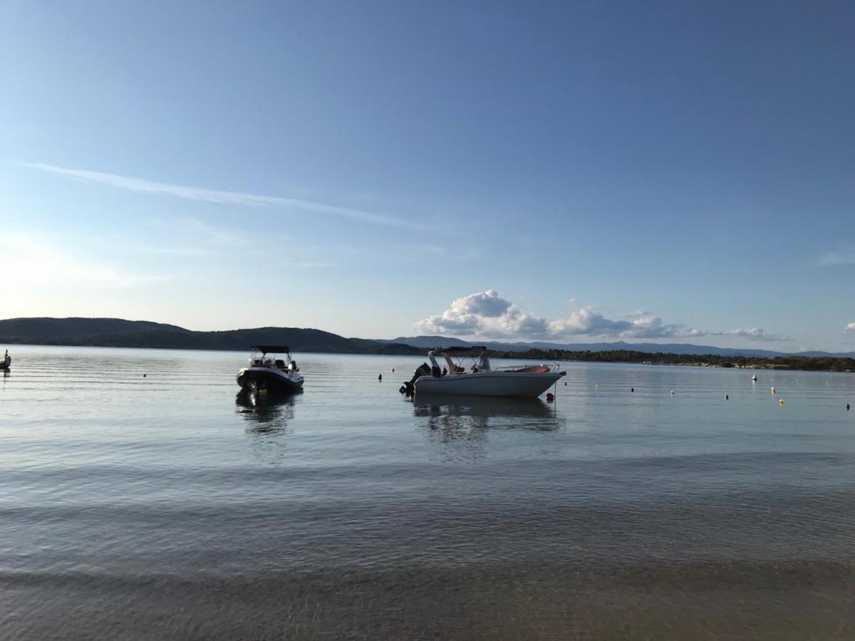 Makis Nest Apart-Hotel Vourvourou Buitenkant foto
