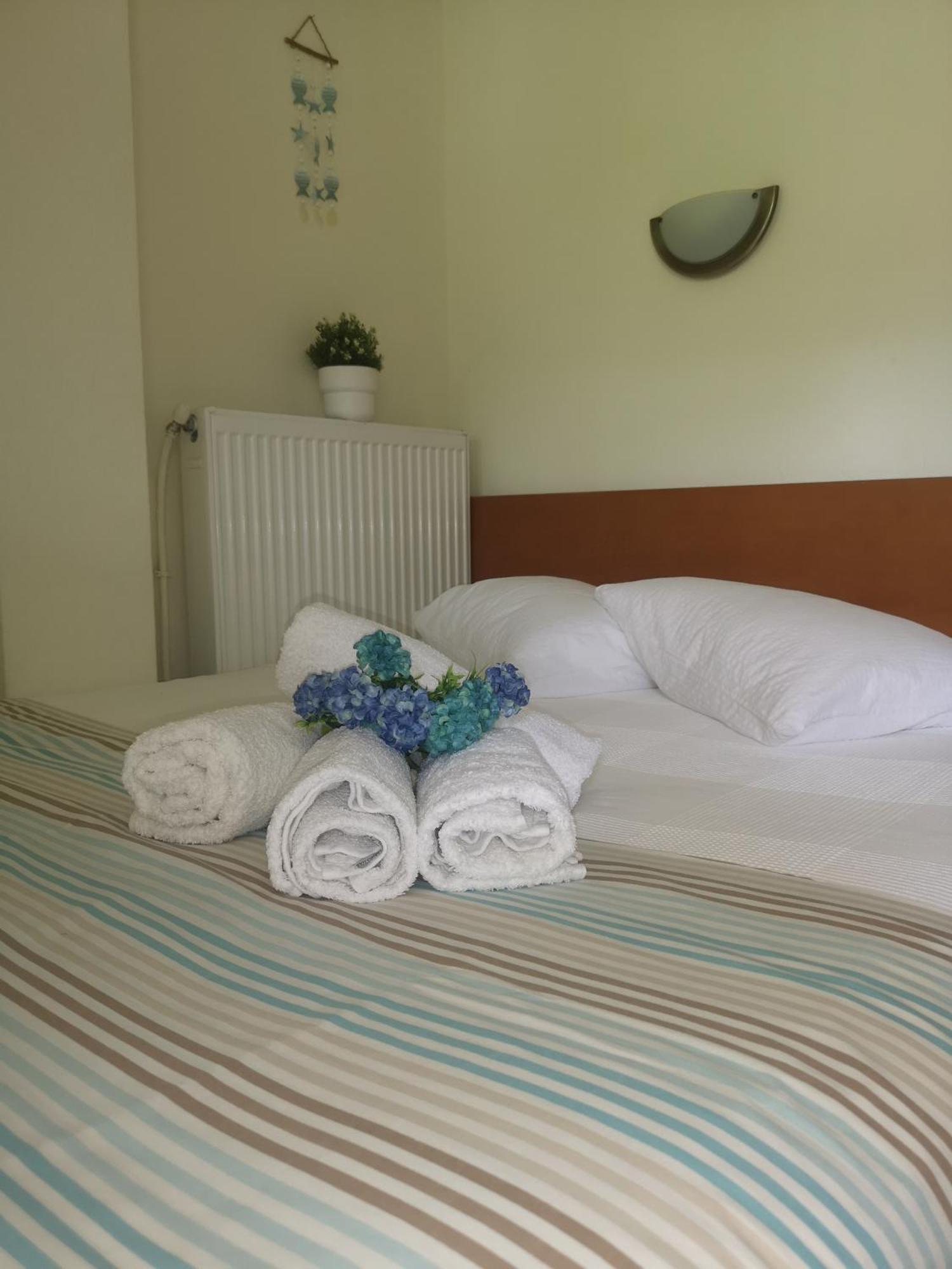 Makis Nest Apart-Hotel Vourvourou Buitenkant foto